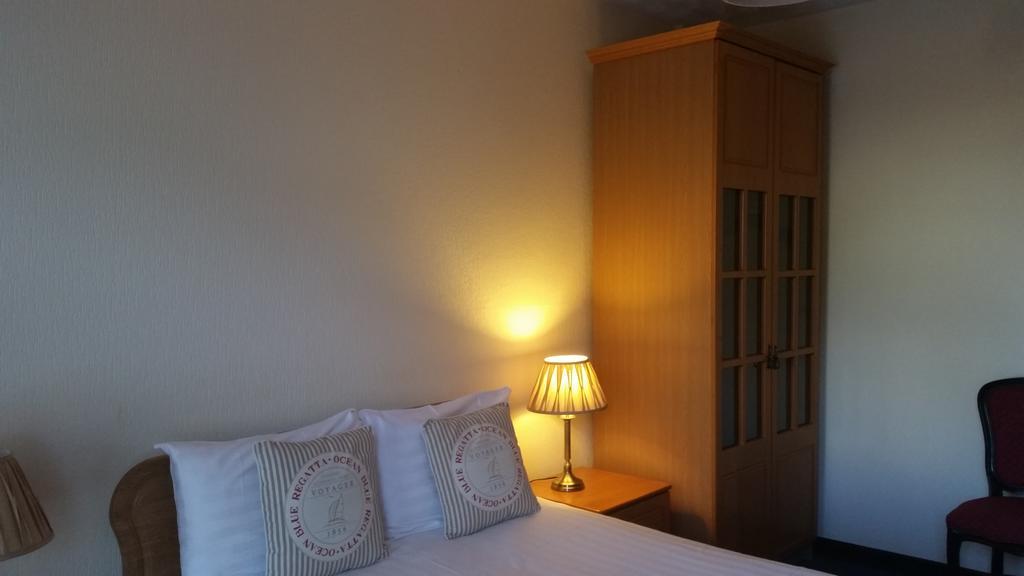 Halfway House Hotel 란 객실 사진