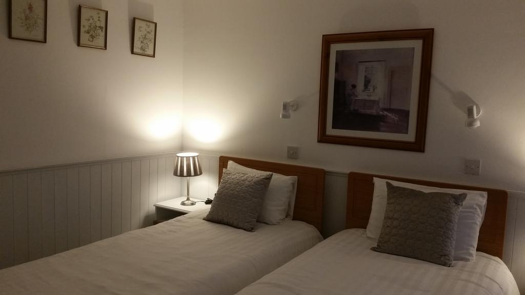 Halfway House Hotel 란 객실 사진