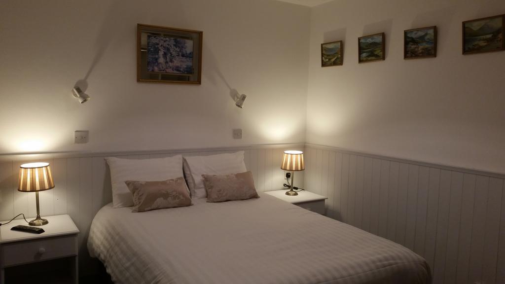 Halfway House Hotel 란 객실 사진
