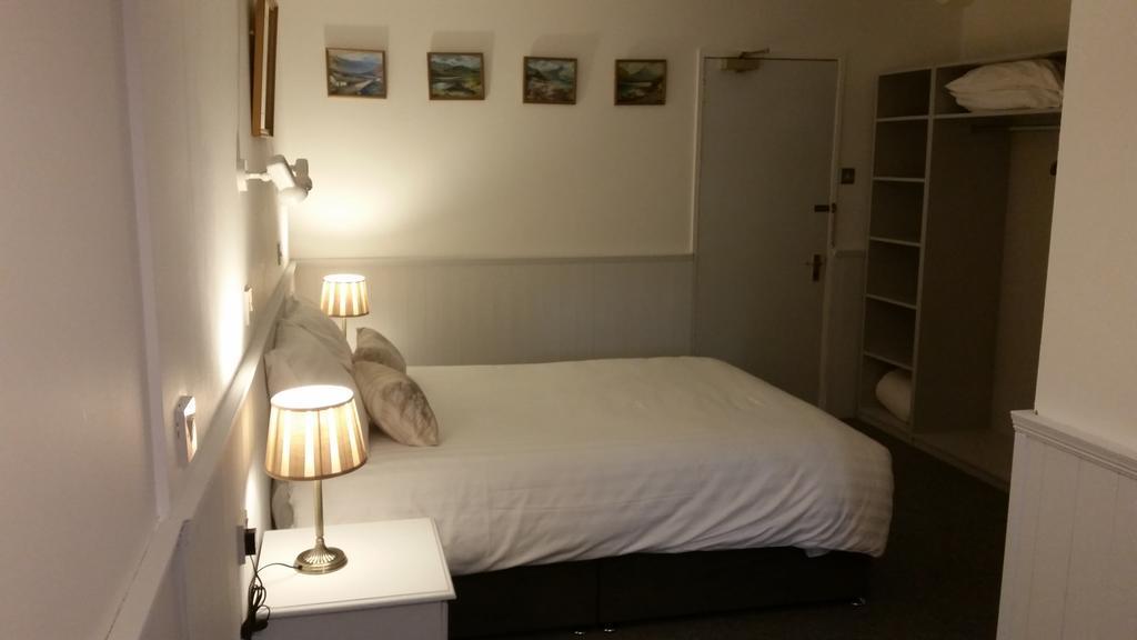 Halfway House Hotel 란 객실 사진