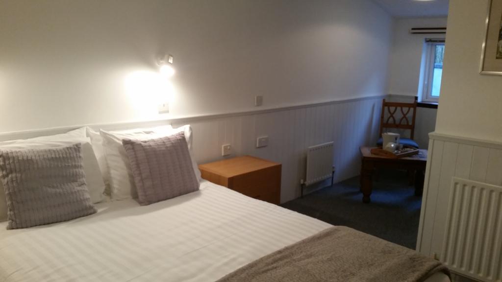 Halfway House Hotel 란 객실 사진