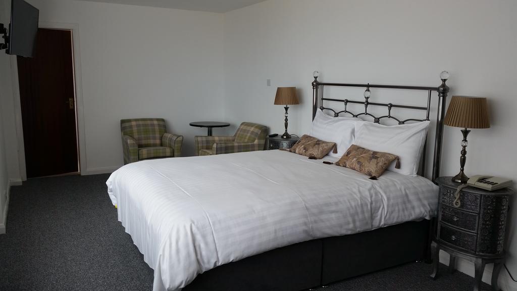 Halfway House Hotel 란 외부 사진